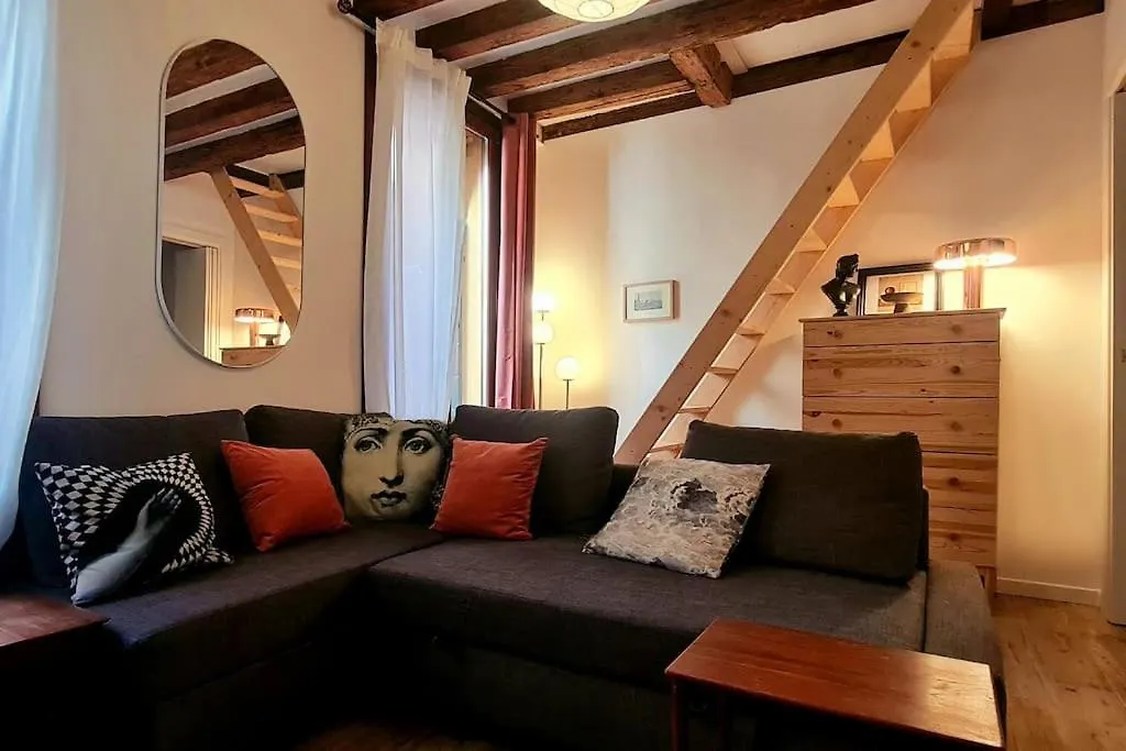 Ca 3 Leoni - Romantic House In The Heart Of Venice Italy