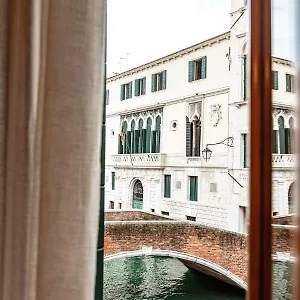 Canale View - S. Agostino Venice