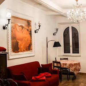  Apartment Boschetto 58 Italy
