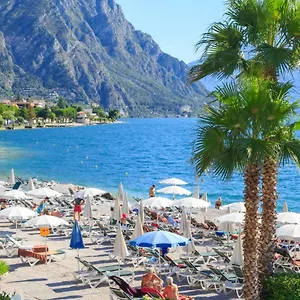 Leonardo Da Vinci 4*, Limone sul Garda Italien